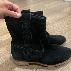 Toms black southwestern booties
